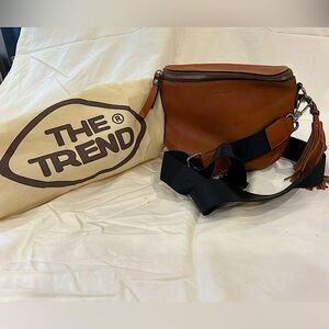 TREND Leather Crossbody Bag